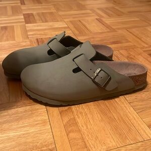 Vegan Boston Birkenstock Size 38 US 7-7.5